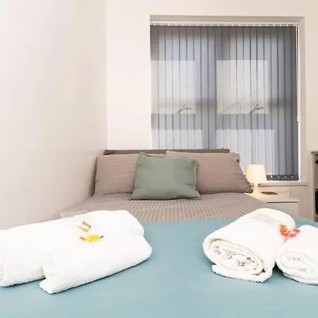 1 - Stylish In A Shared House Apartment